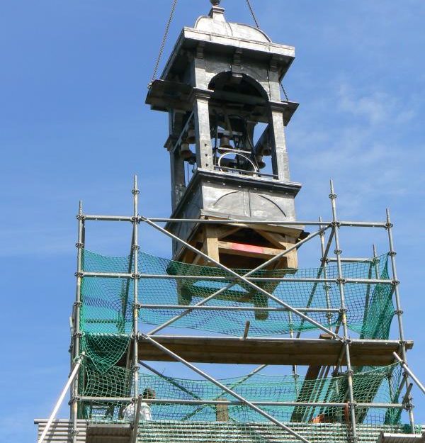 Restauration-du-carillon-de-Fromelennes-fromelennes2